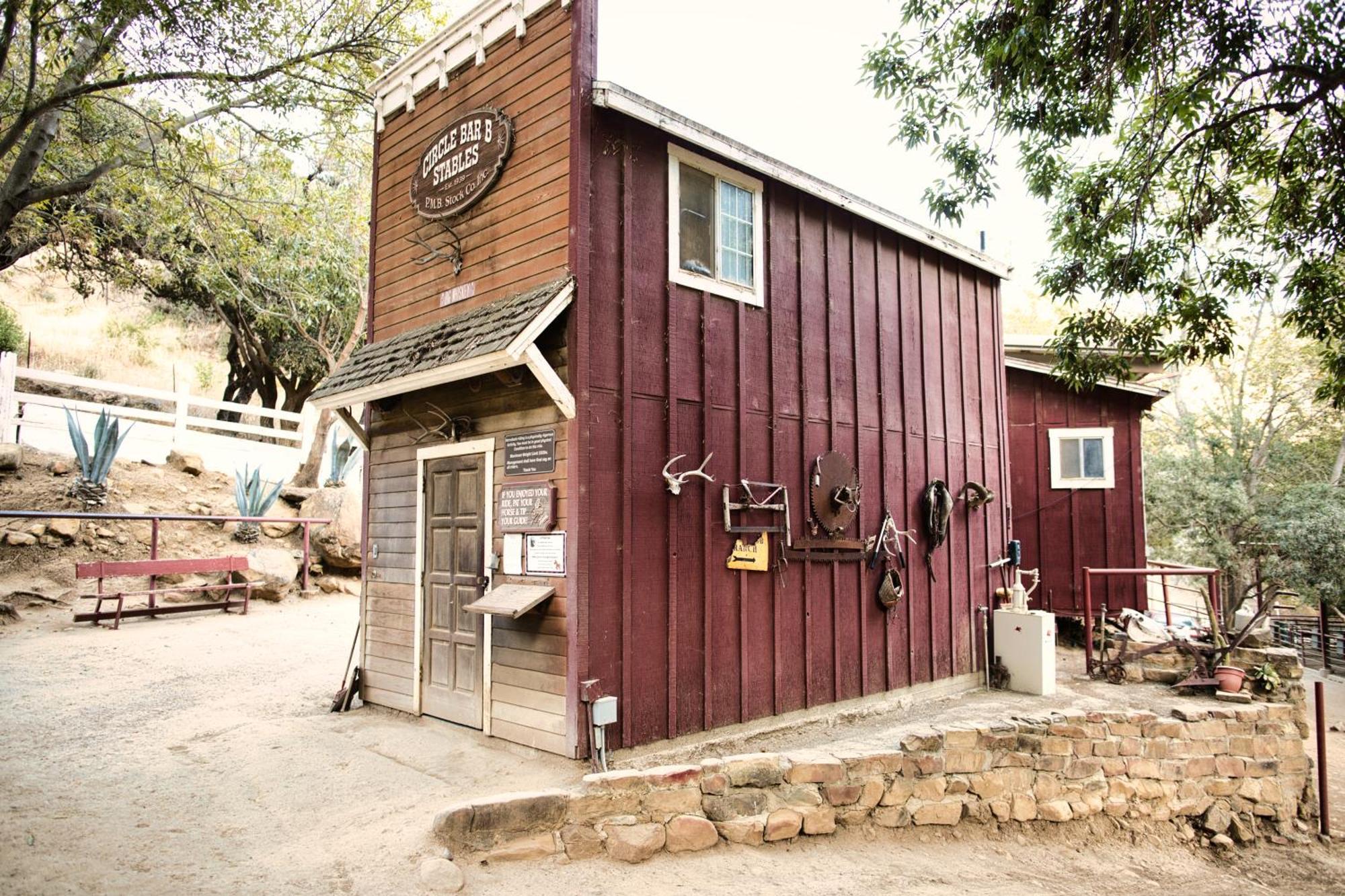 Circle Bar B Guest Ranch Hotel Capitan Luaran gambar