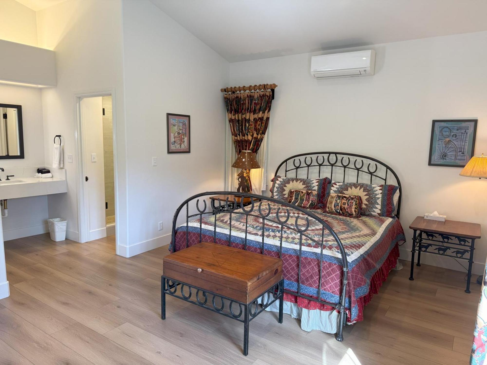 Circle Bar B Guest Ranch Hotel Capitan Luaran gambar
